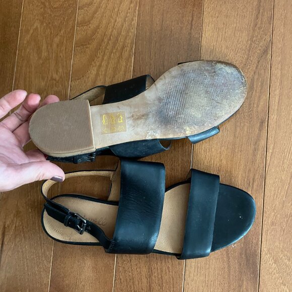 Madewell black sandals 7.5 - Picture 3 of 3